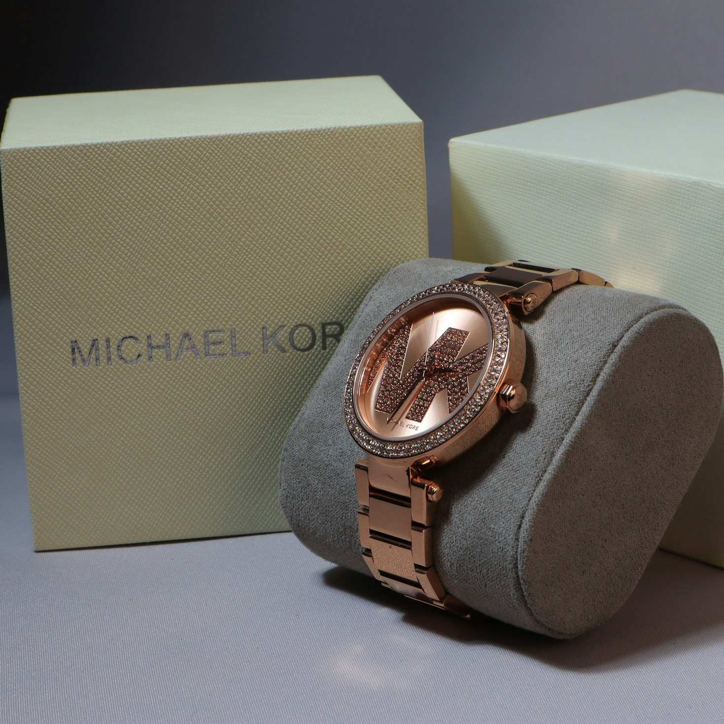 Behind the Brand: Michael Kors’ Journey to Global Success